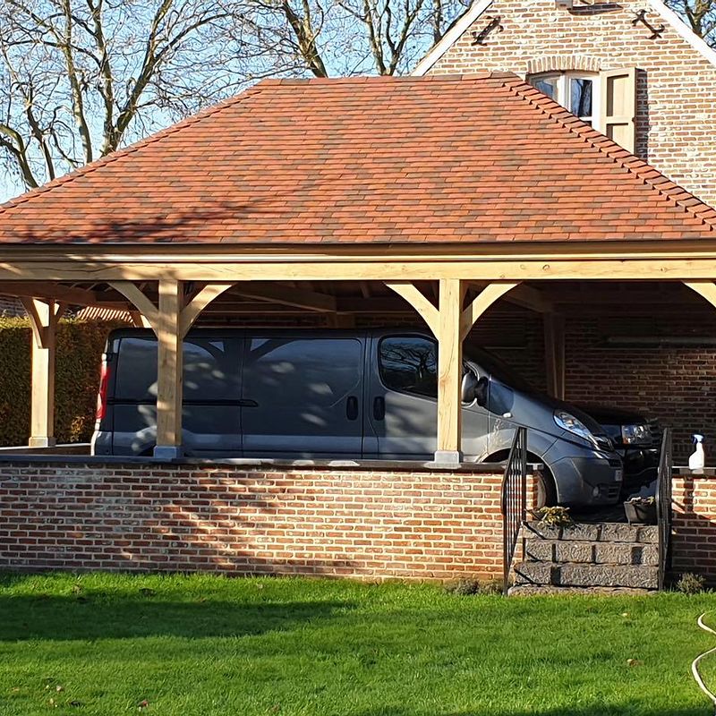 Carport & Garage