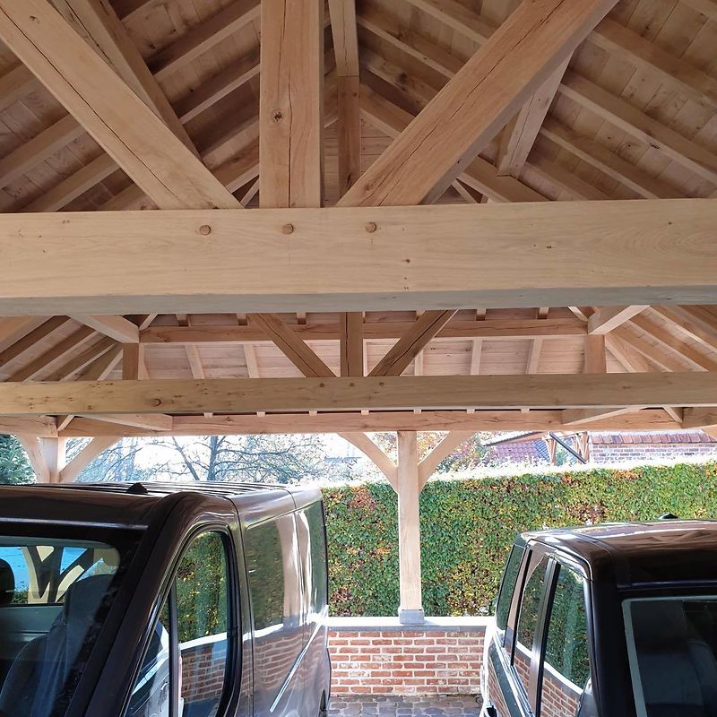 Carport & Garage