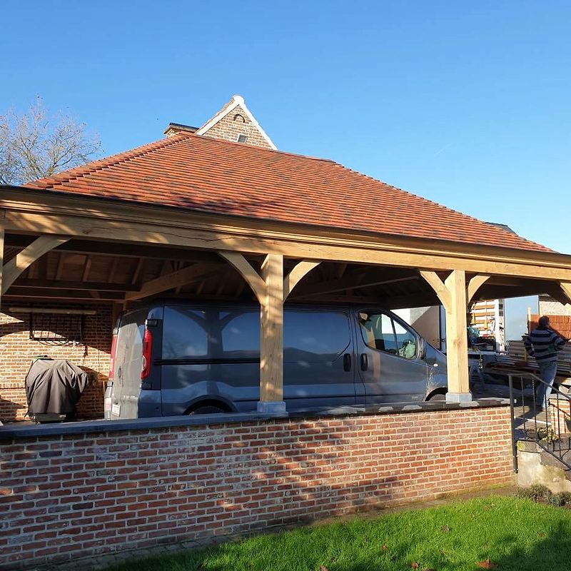 Carport & Garage