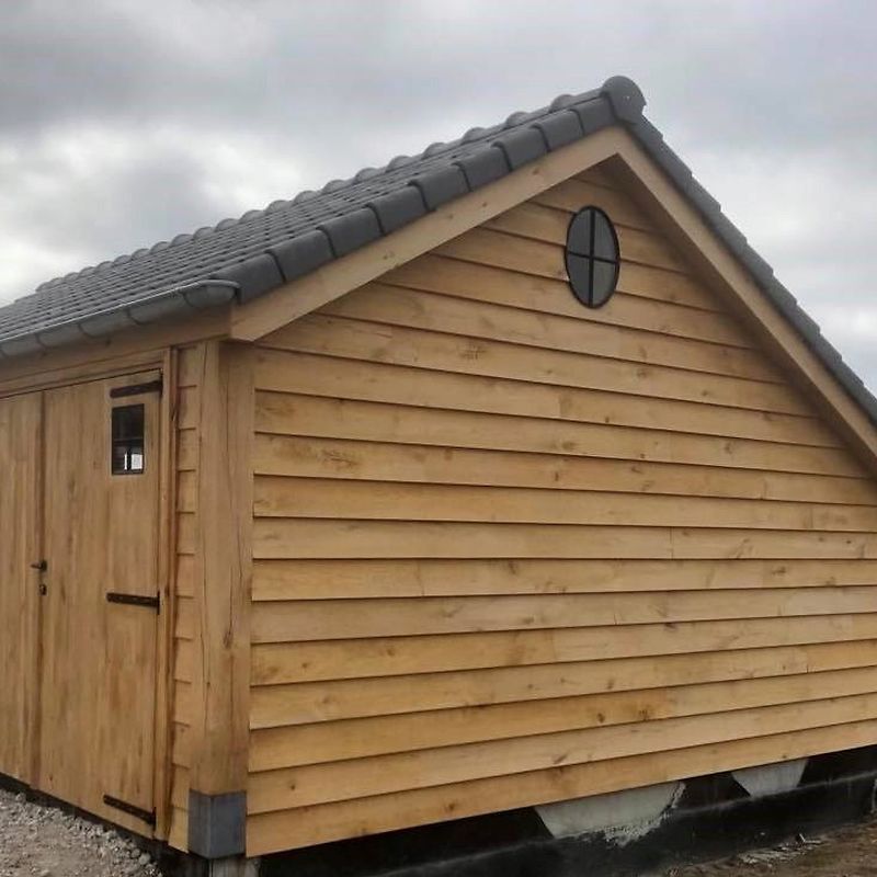 Carport & Garage