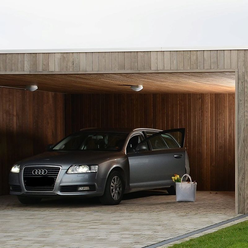 Carport & Garage