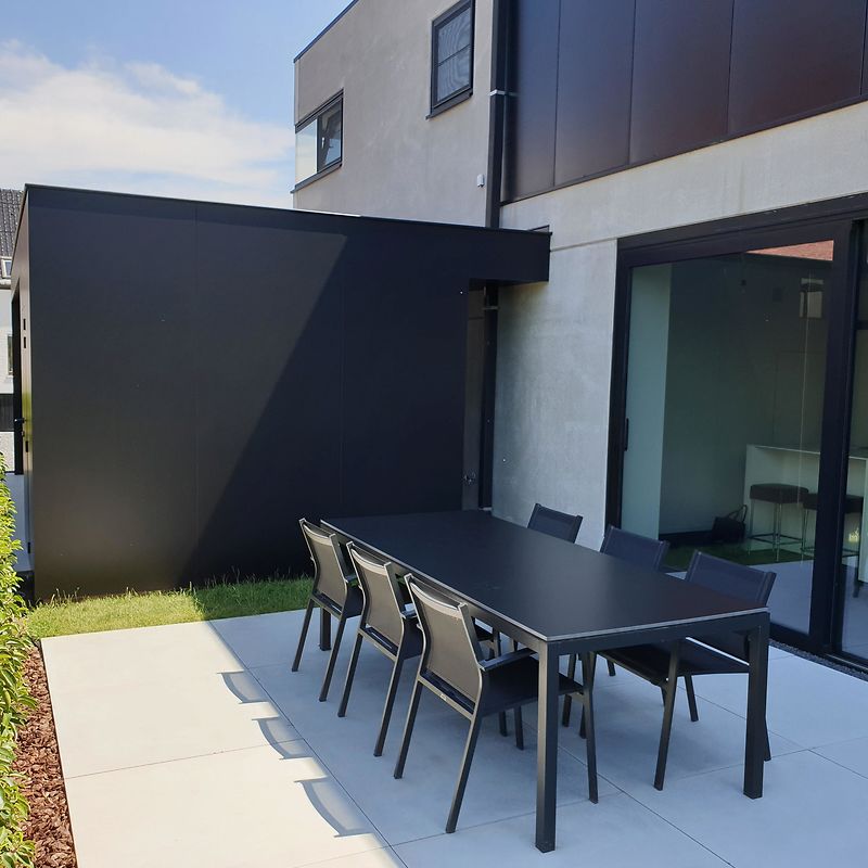 Carport & Garage